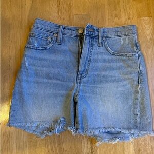 Madewell high rise mid length denim shorts size 25